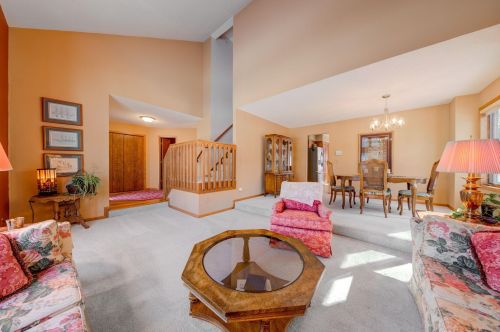 4561 Clf Rdg Ct, Saint Paul MN 55123-1811 exterior