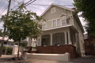 53 Vanderhorst St, Charleston, SC 29403-6137