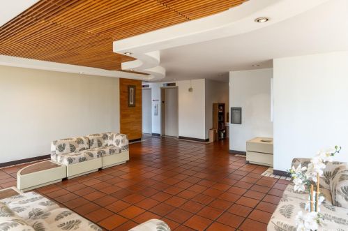 2222 Citron St, Honolulu HI  96826-2855 exterior