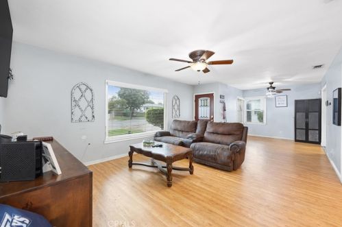 117 Loma Linda Dr, Bakersfield CA 93305-2926 exterior