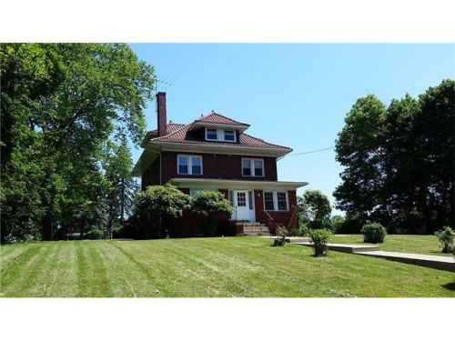 11305 Frankstown Rd, Pittsburgh PA  15235-3114 exterior