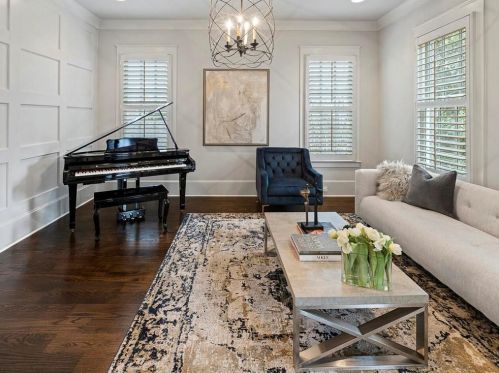 4545 Conway Dr, Atlanta GA 30327-3535 exterior