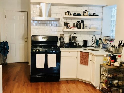 2108 Belle Plaine Ave, Chicago IL 60618-2102 exterior