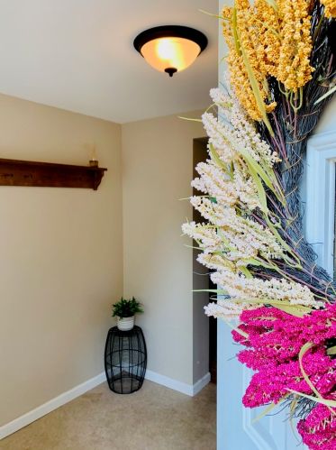 1853 Raynor Ave, Joliet, IL 60403-2358