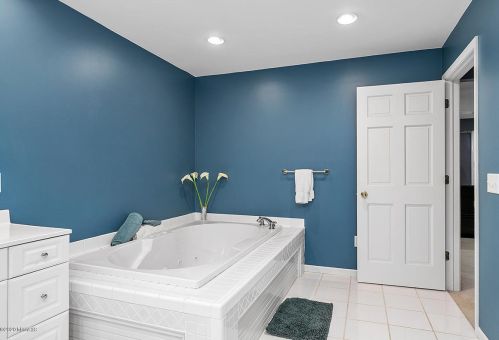 2730 60 St, Fennville MI 49408-9414 exterior