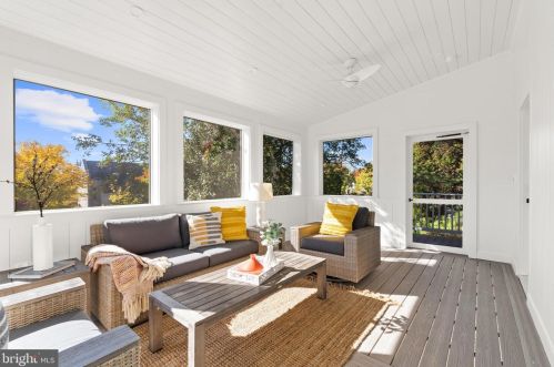 4420 Fessenden St, Washington DC  20016-4054 exterior