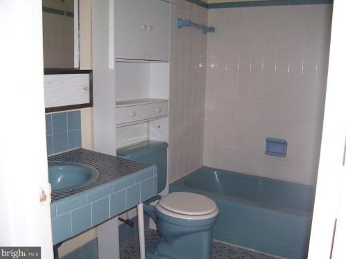 1016 Baltimore Pike, Media PA 19064-2836 exterior