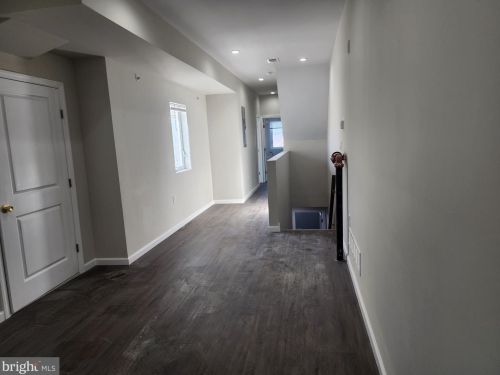 2025 16th St, Philadelphia PA 19121-2336 exterior