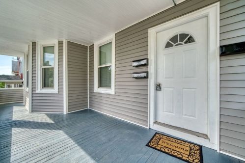 31 Hitchcock Rd, Worcester, MA 01603-2623