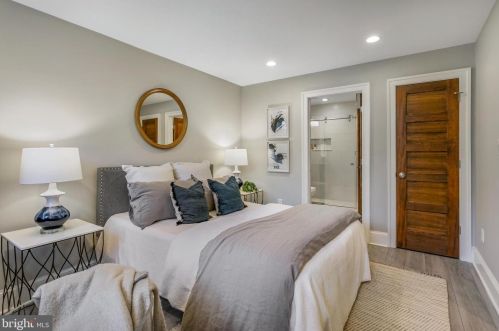 618 3 St, Washington DC 20002-4942 exterior