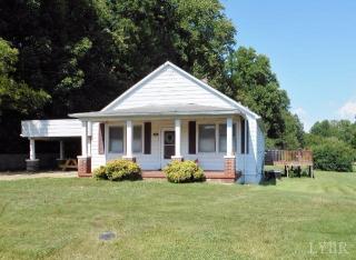 226 Martha St, Appomattox, VA 24522-8104