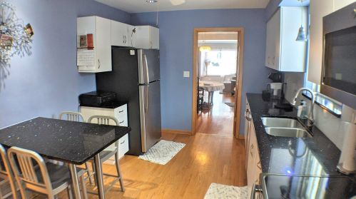 9040 Sacramento, Chicago IL 60655-2005 exterior