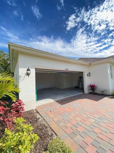 1691 Realty St, Fort Pierce, FL 34987-2227