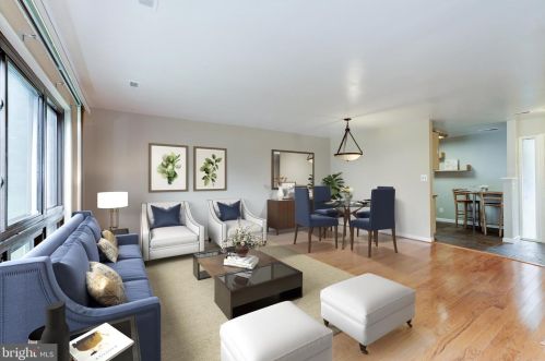 1758 Westwind Way, Mc Lean VA 22102-1612 exterior