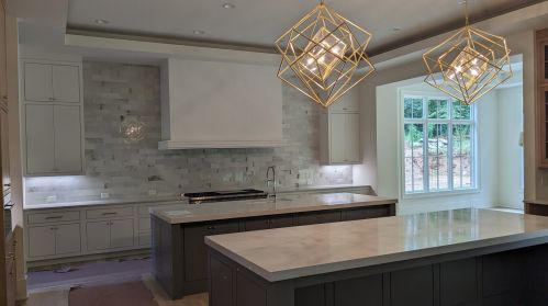 5271 Lk Forrest Dr, Atlanta GA 30342-2524 exterior