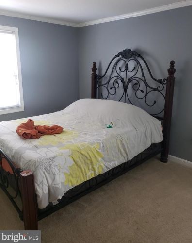 860 Pat Ln, Huntingtown MD exterior