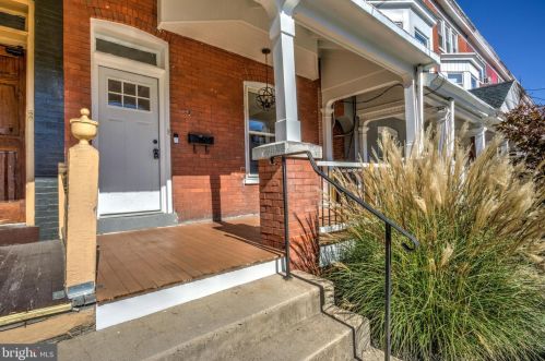 737 Chestnut St, Lancaster PA  17602-3125 exterior