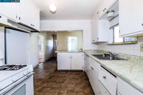 1354 Marin, Berkeley CA 94706-2132 exterior