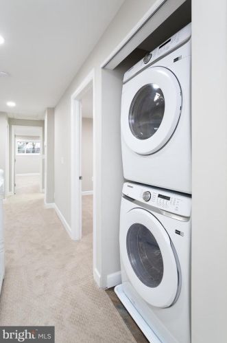 5220 Dix St, Washington DC  20019-6646 exterior