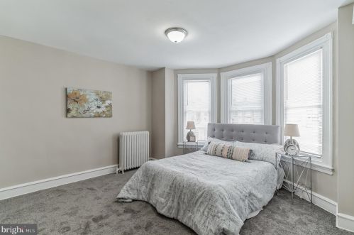 4035 8th St, Philadelphia PA  19140-2233 exterior