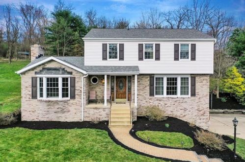 511 Kellingwood Dr, Pittsburgh, PA 15238-1033