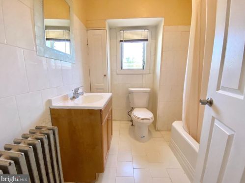 5730 3 St, Philadelphia PA 19120-2320 exterior