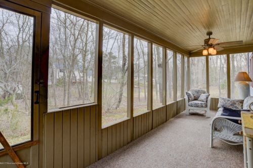 25 Linda Dr, Jackson Twp NJ 08527-5026 exterior