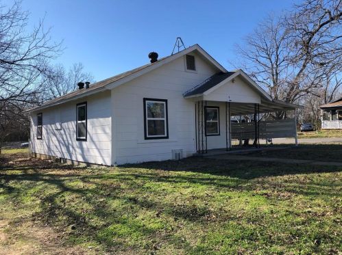 500 Heron St, Denison TX  75020-6322 exterior