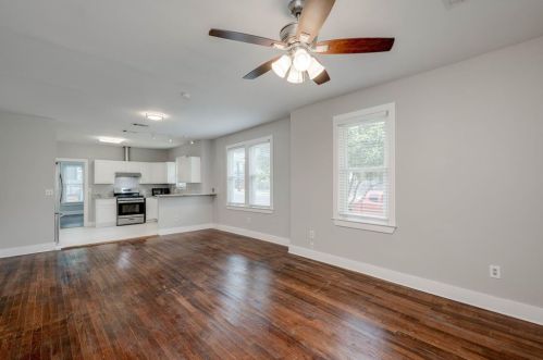 1713 13th St, Austin TX  78702-2105 exterior