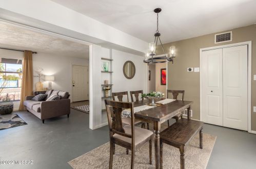 5426 20 St, Tucson AZ 85711-5012 exterior