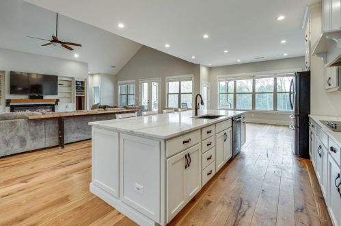 3242 Davis Brg Rd, Gainesville GA 30506-4242 exterior