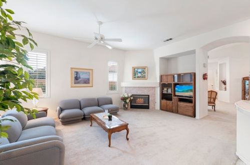 30861 Mashie Way, Temecula CA 92591-3917 exterior