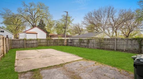 423 Jefferson St, Dolton IL 60419-1126 exterior