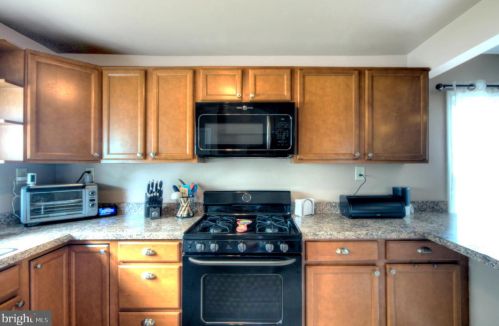 213 5 Ave, Runnemede NJ 08078-1308 exterior