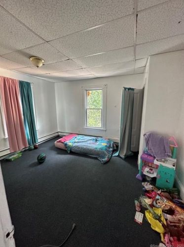 482 East St, New Britain CT 06051-2454 exterior