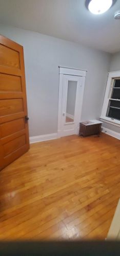 2568 29 St, Milwaukee WI 53215-2906 exterior