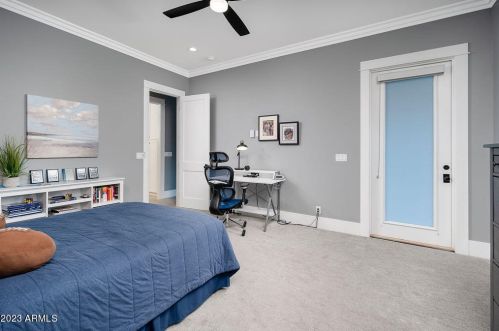 3302 51st St, Phoenix AZ  85018-6612 exterior