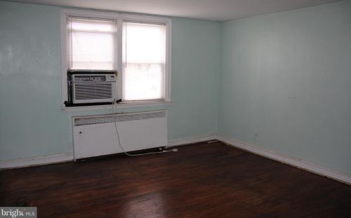 7115 Castor Ave, Philadelphia PA 19134-1502 exterior