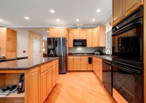 4844 Seeley Ave, Chicago IL 60609-1148 exterior