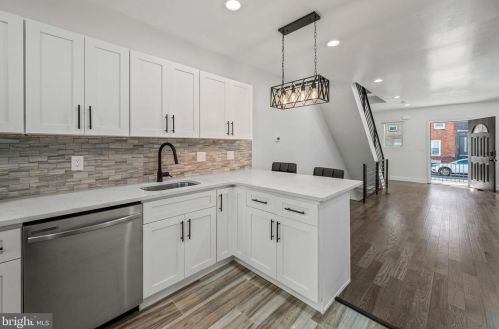 2267 Cambria St, Philadelphia PA 19134-4232 exterior