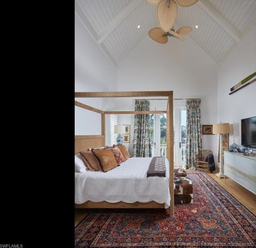 909 10 Ave, Naples FL 34117-0051 exterior