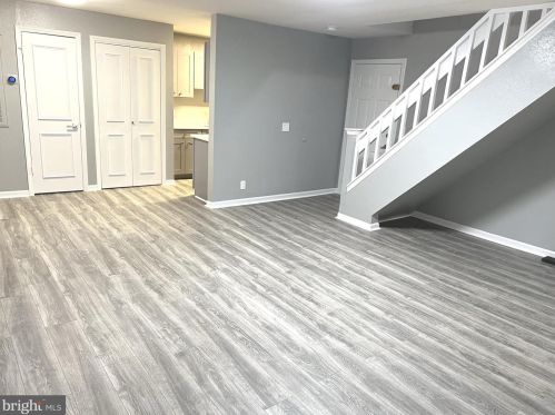 10725 Hampton Mill Ter, Rockville MD 20852-5458 exterior