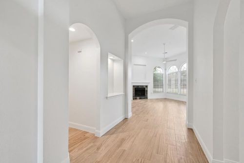 9224 Edwardson Ln, Austin TX  78749-4115 exterior