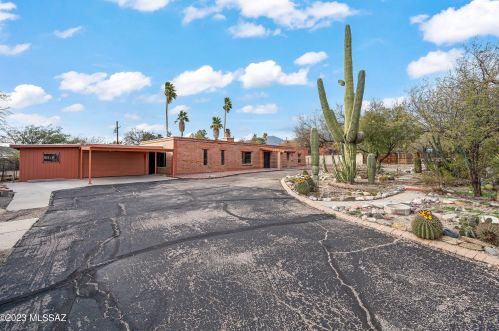 4441 Bear Canyon Rd, Tucson AZ  85749-9649 exterior