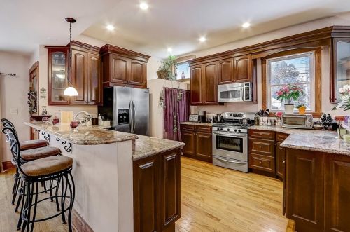 4017 Springfield Ave, Chicago IL 60618-1916 exterior