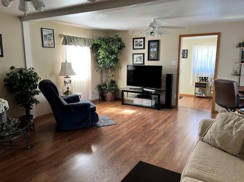 835 Smt St, Manitowoc WI 54220-6646 exterior