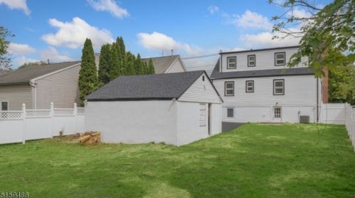 2688 Plainfield Ave, Scotch Plains NJ 07076-2058 exterior