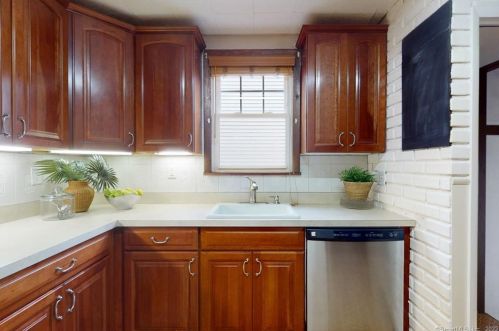 49 Clinton Ave, Norwalk CT 06854-1501 exterior