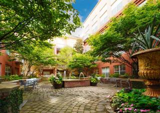 250 10th St, Atlanta GA  30309-5612 exterior