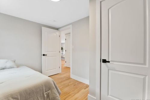 174 Spring St, Windsor Locks CT  06096-1732 exterior